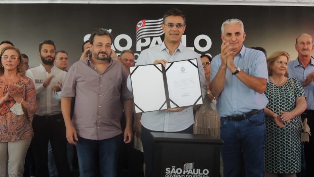 INAUGURADO POUPATEMPO DE VARGEM GRANDE DO SUL