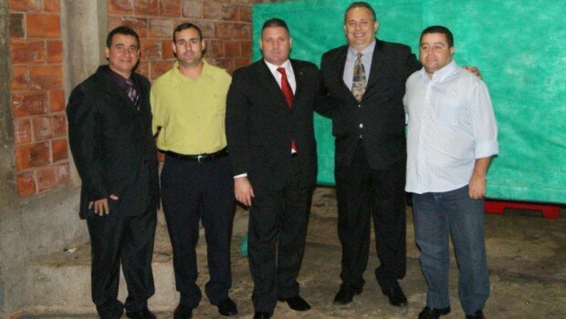 Prefeito e vereadores participam de solenidade em Tambaú