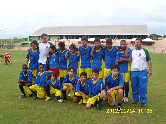 Equipe da Escolinha Municipal de Futebol - Taça Internacional